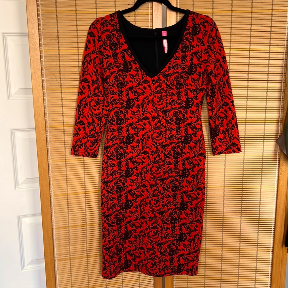 Gorgeous Red & Black Floral Bodycon Dress. Plenty by Tracy Reese. Sz 6.